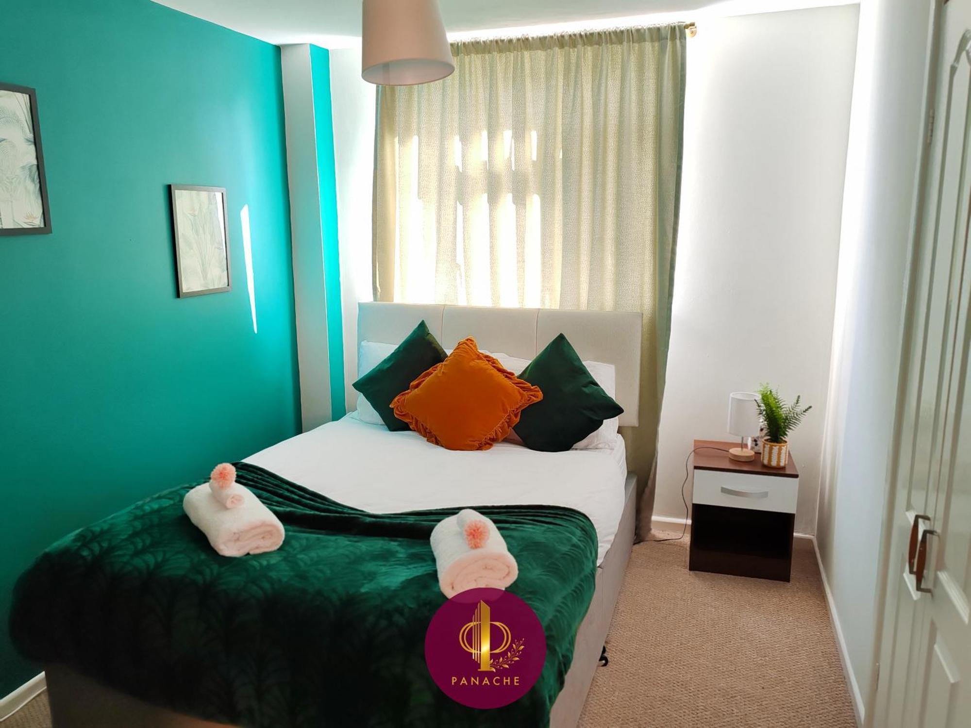 Appartamento Contractors, Relocators, Free Parking, Wifi, Smart Tvs Marston Green Esterno foto
